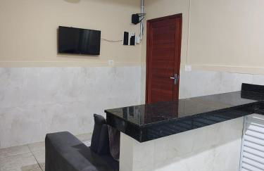 Casa para Famílias e Grupos com Ar-condicionado, Churrasqueira e estacionamento próximo em Praia Grande - Foto 56