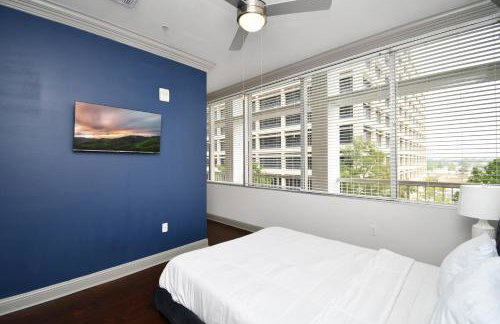 Skyline King Beds Retreat 2BR 2BA Near NRG Medical Center Galleria Mall - Foto 25