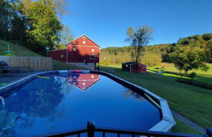 Creekside Farmstead - Pool - Hot Tub - 3 Min to Lake - Pets Allowed - Foto 17
