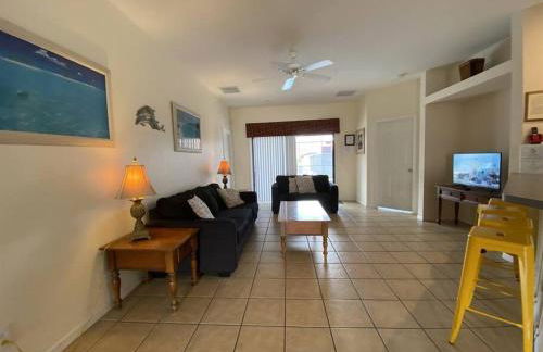 Family Disney Pool Home in Gated Resort Near Golf -16801 - Foto 4