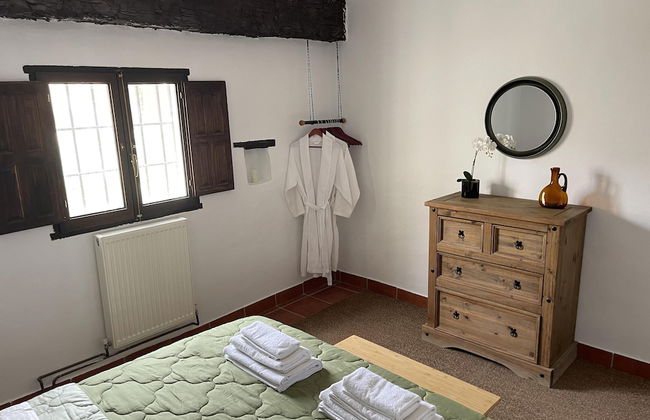 Miluna Oasis Suites - Sleeps4-pool-mountainview - Foto 5