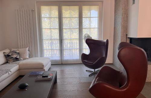 Ampio Appartamento con vista lago, sauna e camino Golf club Margara - Foto 12