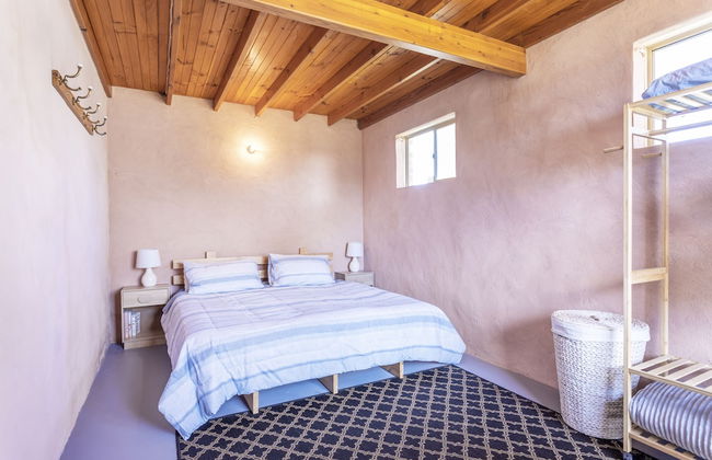 Rustic Charm - Photo 2