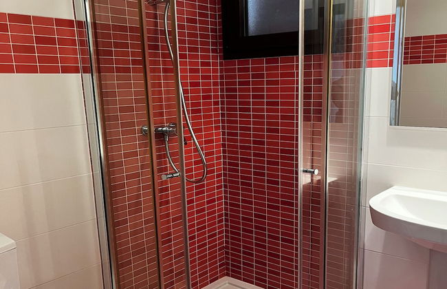 2 Room, Sleeps 4, Parking, 4 Pools, Sea 1st Line - Foto 11