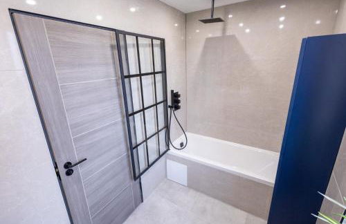 Brand-New Borehamwood 1-Bed, 1-Bath Flat - Foto 13