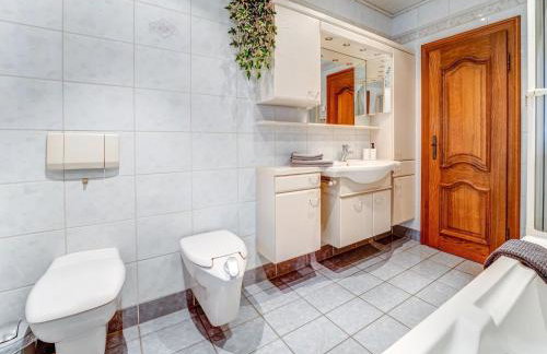 Spacious Flat in Adenau Near the Nurburgring - Foto 66