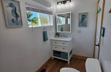 Tree-Top Lake-Front Cottage - Foto 19