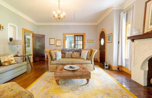 City Cottage on Main Street In North GA - Foto 15