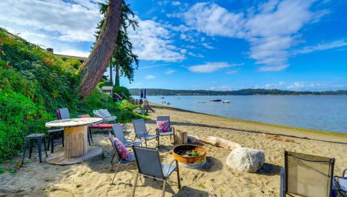 Gig Harbor House with Private Beach and Views! - Foto 3