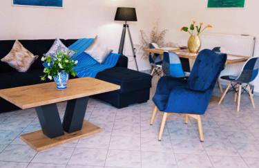 The Sunny House - Photo 24