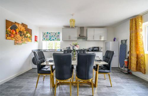 F1TR Luxurious & Comfy Stay - Foto 23