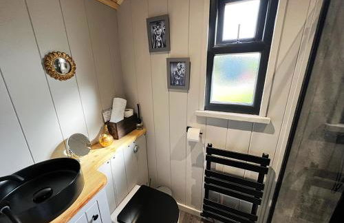 Luxury Shepherd Hut in the Peak District - Foto 7