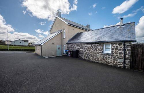 Heddwch - Beach House in Heart of Broad Haven for 14 - Photo 37