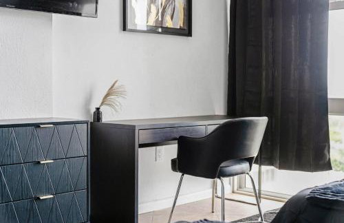 Spacious Beach Retreat | Oceanfront Pool & Tiki - Foto 40