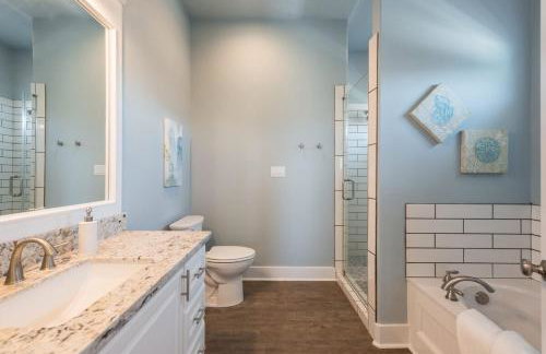 Gorgeous 5BR Sleeps 20 Great OutDoor Entertainment - Diamond in the Dunes - Foto 43