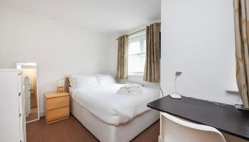 Vibrant Clapham Double bedroom - Foto 1, wardrobe