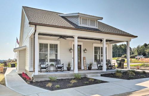 Stunning Lakefront Retreat with Dock Access! - Foto 1