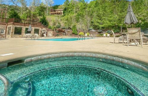 Condo with Stunning Mountain and 6th Green views near Harrahs Cherokee Bryson City - Foto 3