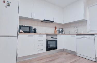 Sea Apartment - Photo 13