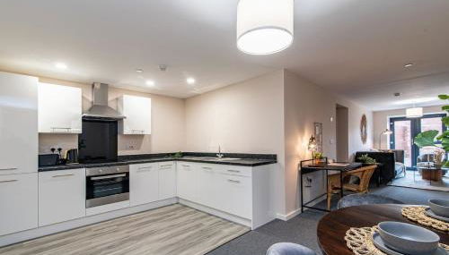 2 bedroom flat by Eccles Station with communal rooftop garden - Foto 3