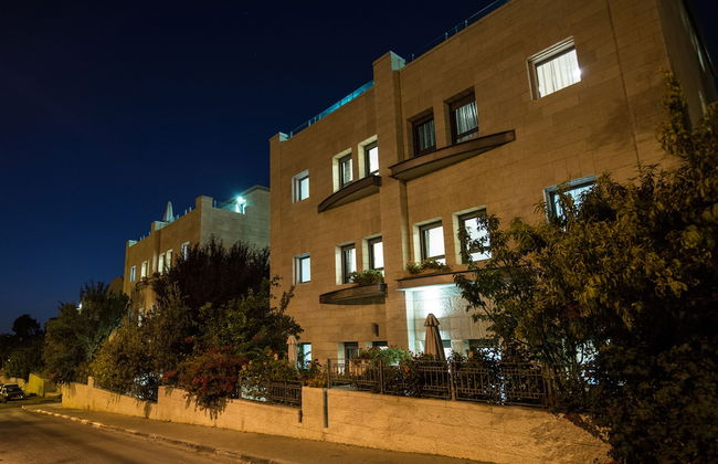 Rafael Residence - Photo 34