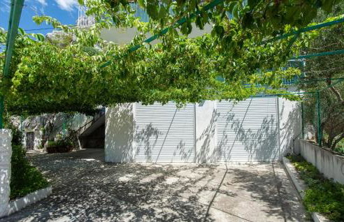 Beautiful Home In Kostanje With Wifi - Photo 15