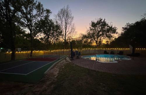 15 Min to UA Private Heated Pool Huge Yard Luxe Master - Foto 31