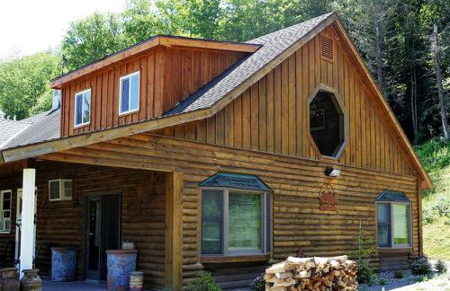 Fantastic Secluded Rental for a Large Group Getaway near East Branch, New York - Photo 43