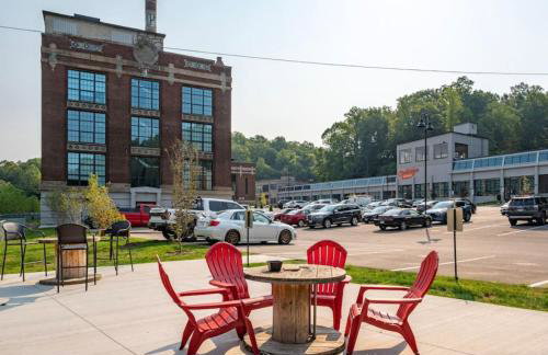 5103 Peters New Industrial Loft on Lebanon Bike Trail - Foto 2