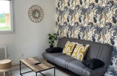 Les Chalets du Mancel Chalet Maïka -Bouleries Jump - 24h du Mans - Foto 3