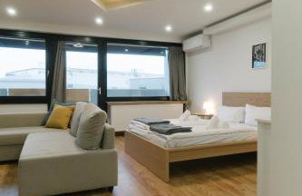 Modernes City Apartment in Top Lage, Balkon, kostenloser Parkplatz max 1,65m Höhe und 1,8m Breite - Foto 1