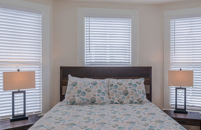 Uptown Cottage 2 Minutes to The Strand and Utmb - Foto 25