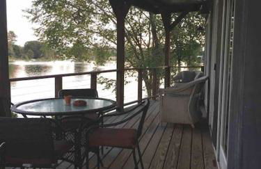 Waterfront Home on Bantam Lake with Private Beach - Foto 4