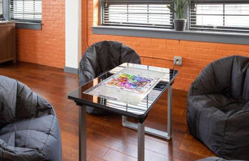 Centric Modern Loft w/ King Beds & Smart GameTable - Foto 10