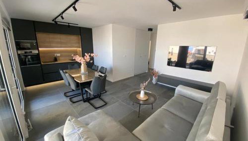 Marina Bay - Exclusive Apartment with Private Pool and Adriatic Sea View - Foto 2