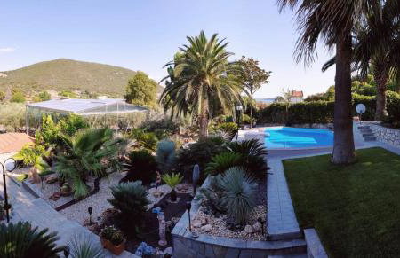 Monica's Tropical Villa - Foto 2