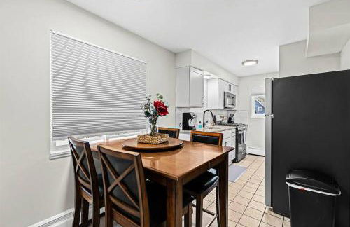 Prime Location King! Bed near Mt Clemens Downtown - Foto 18