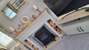 Inside No.2 Retreat - Photo 3