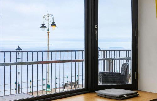 Luxury 1BR Seafront Apartment - Foto 12