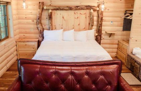 Cricket Hill Treehouse by Amish Country Lodging - Foto 16