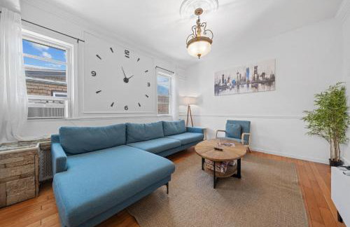 Welcoming Apartment - 10 min Light Rail Access - Foto 3