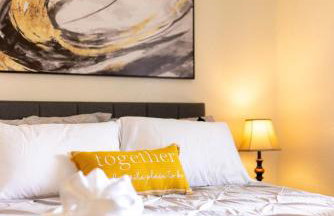 Downtown Mesa Stay Near Arts, hospitals & Campus - Photo 13