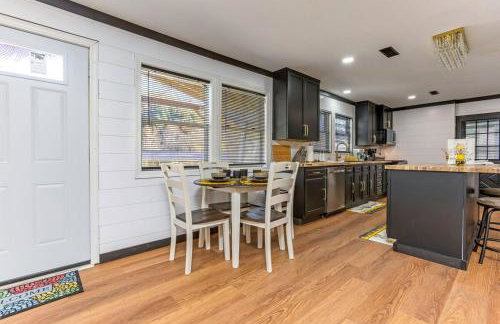 Spring Retreat Sauna, Hot Tub & Rooftop Firepit - Foto 71