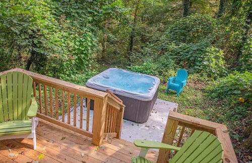 Tiny Cabin Village Private Hot Tub Lynda Cabin - Foto 26
