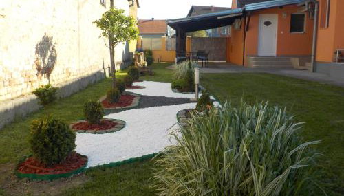 Apartmani Baotić Županja - Foto 3, Garden, Garden view