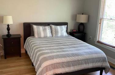 6BR Downtown Side-by-Side Townhomes 2 Garages - Foto 74