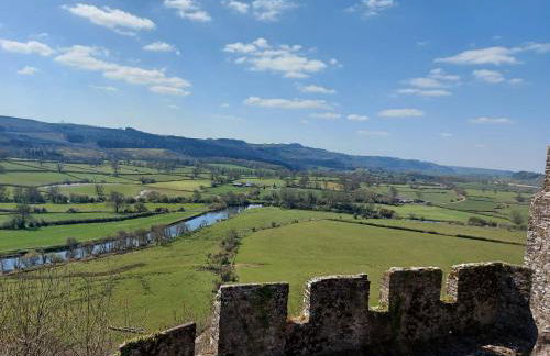 2 Bed in Pencader 89500 - Photo 20