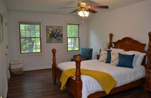 Spacious 2BD near Princeton, Cafes! Family, Backyard, Parking - Photo 25