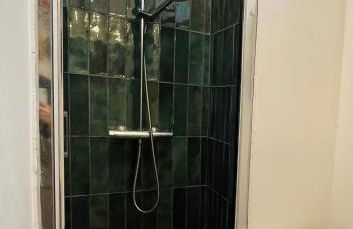 Chic neighborhood charming courtyard studio 7th - Foto 13