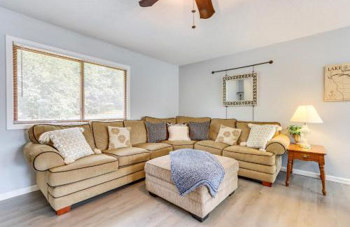 Fire Pit and Dock Lake of the Ozarks Retreat! - Foto 4